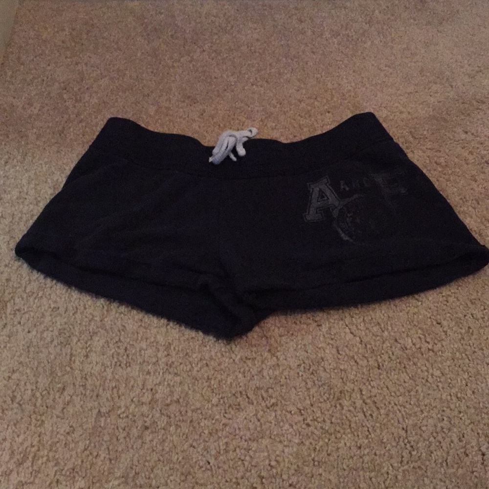 Abercrombie shorts size small